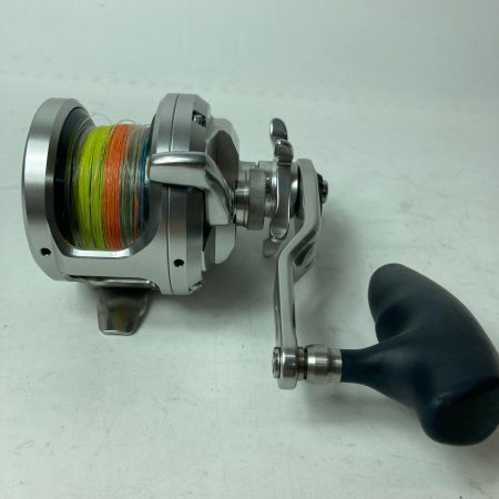 SHIMANO シマノ ベイトリール 17オシアジガー 2000NRHG 03671 本体のみ