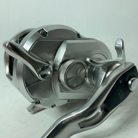 SHIMANO シマノ ベイトリール 17オシアジガー 2000NRHG 03671 本体のみ