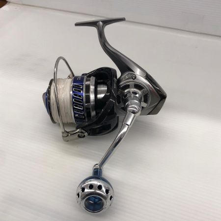 σσ DAIWA ダイワ スピニングリール 10ソルティガ 6000GT 059529