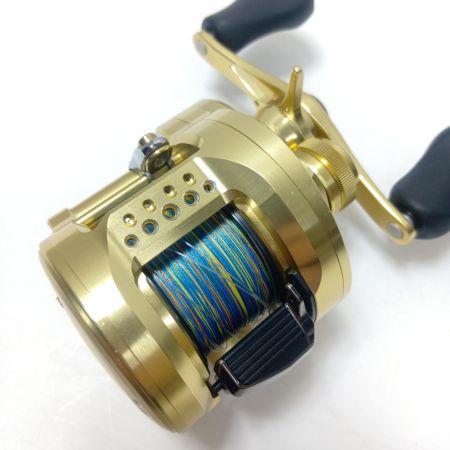 SHIMANO シマノ SHIMANO 04238 21カルカッタコンクエスト200HG  04238