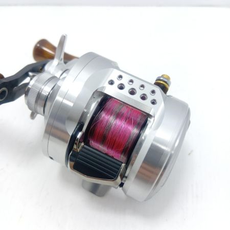 SHIMANO シマノ 6 カルカッタコンクエストBFS LTD XG L キズ有 　ハンドル交換 049353