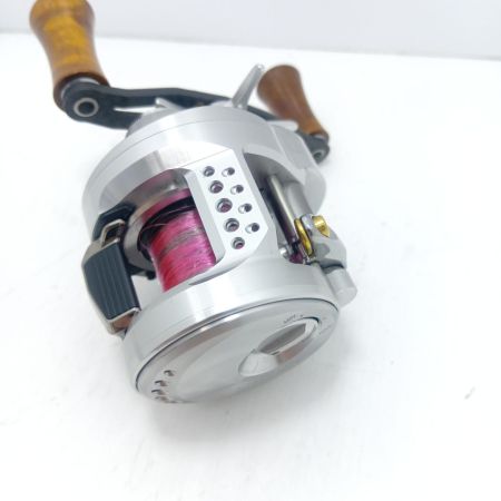 SHIMANO シマノ 6 カルカッタコンクエストBFS LTD XG L キズ有 　ハンドル交換 049353