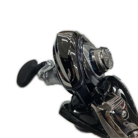 DAIWA ダイワ 18イグジストLT2500　 055716