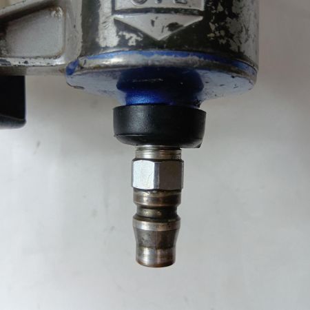 MAKITA マキタ ポケットエア釘打ち AN302P グレー ケース付 常圧