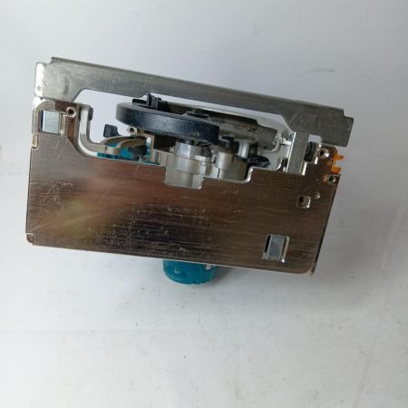 MAKITA マキタ コードレス丸ノコ HS470D ブルー 充電器・充電池2個・ケース付