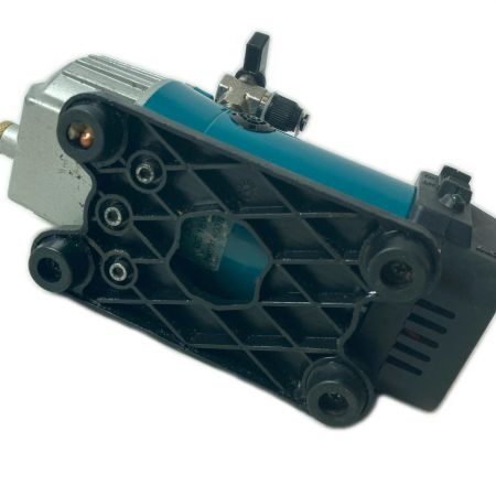 MAKITA マキタ 真空ポンプ VP180D ブルー コードレス式 18v