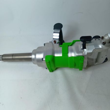 空研工業 Ｎ型大型エアインパクトレンチ KW-3800 ライトグレー １インチＳＱ超軽量