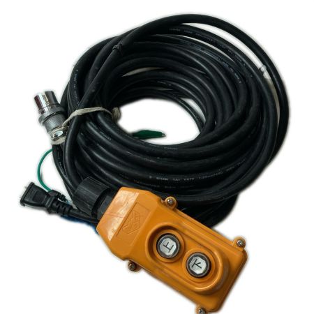MAKITA マキタ ホイスト コード式 60kg 100v TH60 レッド 電気コード付