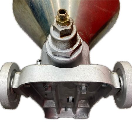 岡三機工株式会社 足踏み注入器 （注入ポンプ） ライトグレー