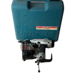 MAKITA マキタ エア釘打ち 常圧 AN514 ブラック ケース付 Cランク