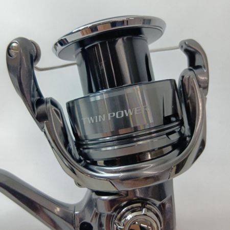 SHIMANO シマノ スピニングリール 24ツインパワー C5000XG 046888
