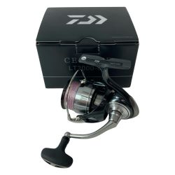 DAIWA ダイワ スピニングリール 24セルテート LT3000-CH 00061178 Bランク