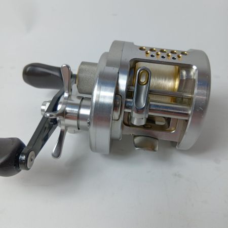 SHIMANO シマノ ベイトリール  RH460 03カルカッタコンクエスト200DC 
