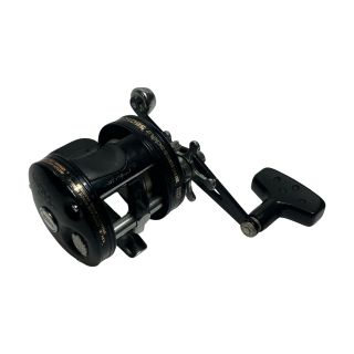 Abu Garcia 5601-C ベイトリール Abu Garcia アブガルシア ベイトリール アンバサダー 5601C - 中古釣り