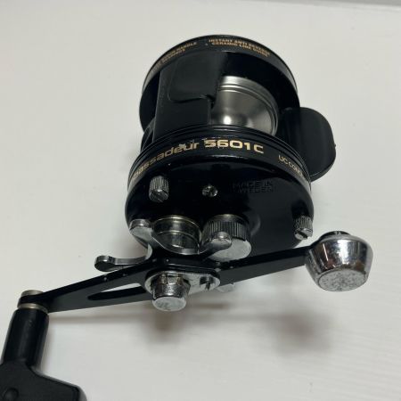 Abu Garcia アブガルシア ベイトリール アンバサダー 5601C 