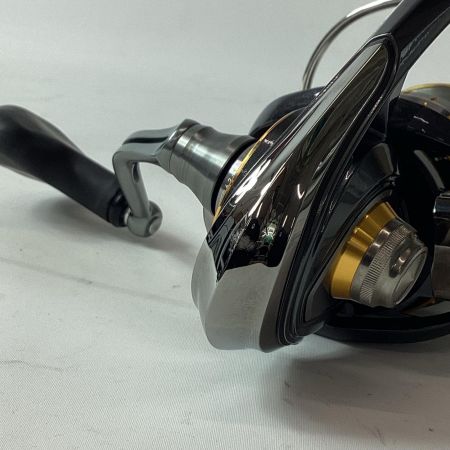 DAIWA ダイワ スピニングリール 21ルビアスエアリティー LT4000-CXH 00060343 (109652)