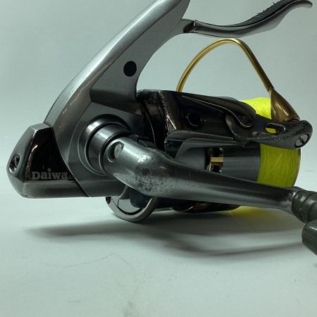 DAIWA ダイワ スピニングリール トーナメントISOZ 2500LBD 00055210 リールポーチ付