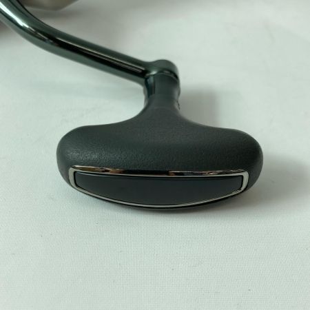 SHIMANO シマノ スピニングリール 22ステラ C3000XG 043924 リールポーチ付