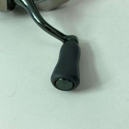 SHIMANO シマノ スピニングリール 22ステラ C2000S 043832 リールポーチ付