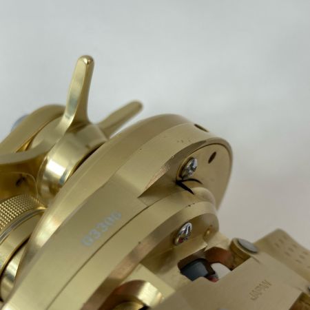 SHIMANO シマノ ベイトリール 14オシアコンクエスト 200HG 03300 リールポーチ付