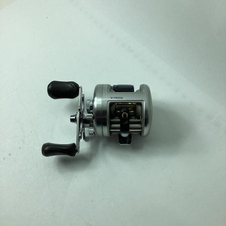 SHIMANO シマノ ベイトリール 05カルカッタ 100  01957 リールポーチ付