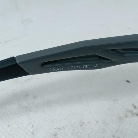 ZEQUE 偏光サングラス ステルス F-1933  ブラック ケース付