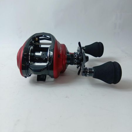 Abu Garcia アブガルシア ベイトリール レボビースト40ロケット