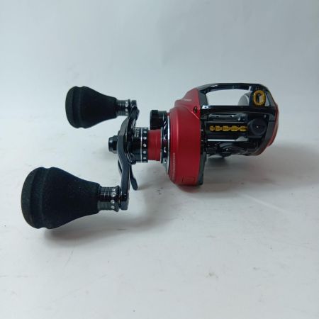 Abu Garcia アブガルシア ベイトリール レボビースト40ロケット
