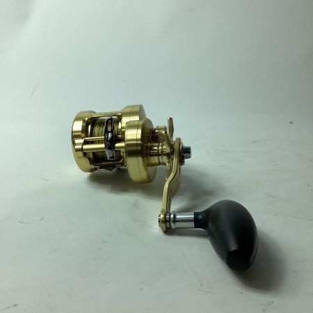 SHIMANO シマノ ベイトリール  03593 オシアコンクエスト 301PG 使用感有