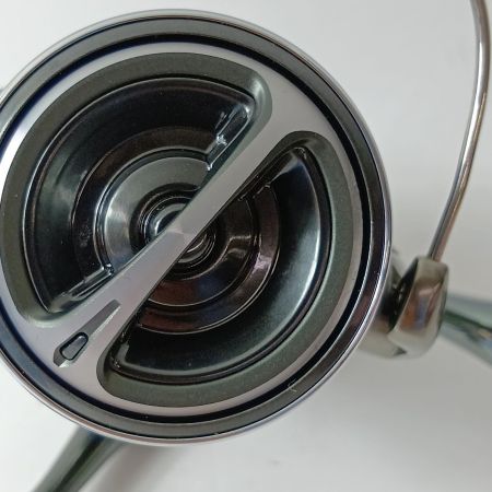 SHIMANO シマノ スピニングリール  043924 22ステラ C3000XG 