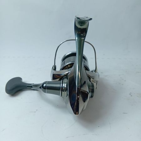 SHIMANO シマノ スピニングリール 22ステラ C3000XG 043924 箱付き