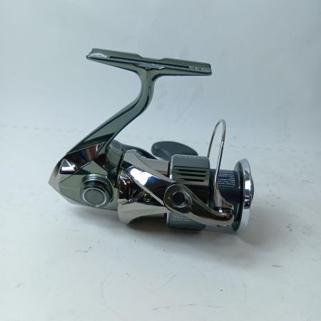 SHIMANO シマノ スピニングリール 22ステラ C3000XG 043924 箱付き