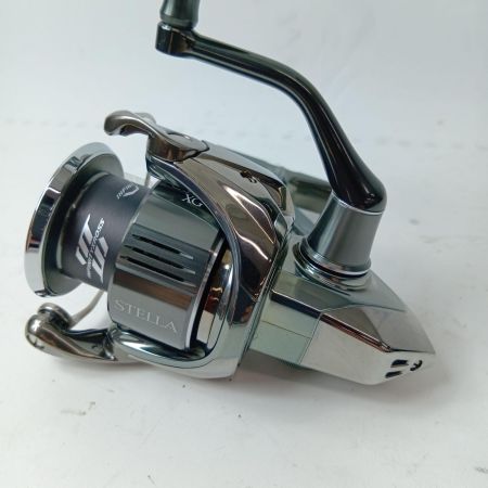 SHIMANO シマノ スピニングリール 22ステラ C3000XG 043924 箱付き