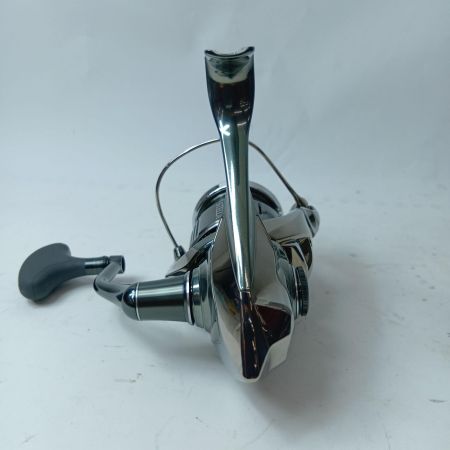 SHIMANO シマノ スピニングリール 22ステラ 3000MHG 043931 箱付