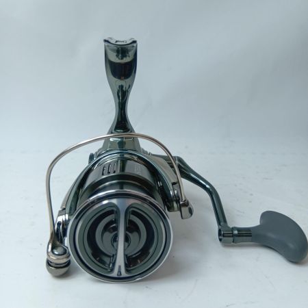 SHIMANO シマノ スピニングリール 22ステラ 3000MHG 043931 箱付