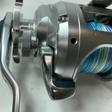 SHIMANO シマノ ベイトリール 17オシアジガー 1500HG ゴメクサスハンドル 03667 本体のみ