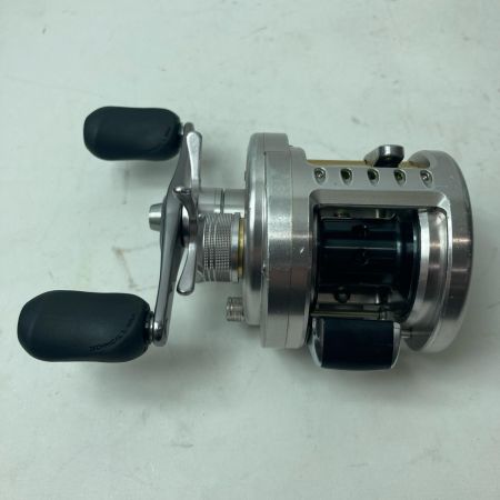 SHIMANO シマノ ベイトリール 09カルカッタコンクエスト 201DC 02282 箱・リールポーチ付