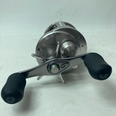 SHIMANO シマノ ベイトリール 09カルカッタコンクエスト 201DC 02282 箱・リールポーチ付