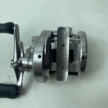 SHIMANO シマノ ベイトリール 09カルカッタコンクエスト 201DC 02282 箱・リールポーチ付
