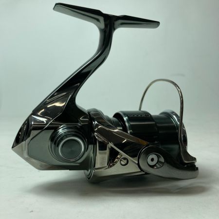 SHIMANO シマノ スピニングリール 22ステラ C2000S 043832 箱・リールポーチ付
