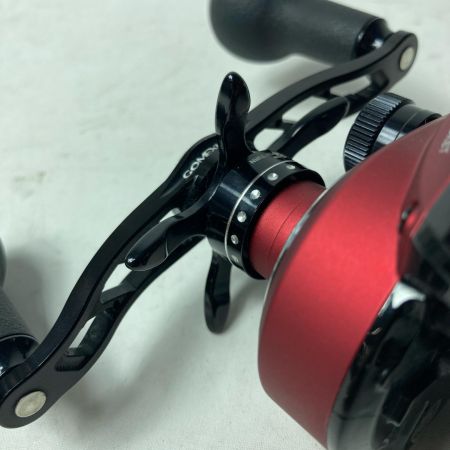 Abu Garcia アブガルシア ベイトリール REVO BEAST ROCKET 箱・リールポーチ・ハンドル付き