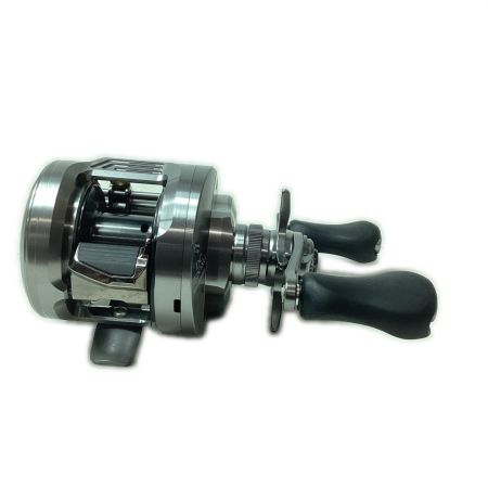 SHIMANO シマノ ベイトリール 26カルカッタコンクエスト DC200XG 048752 箱・リールポーチ付