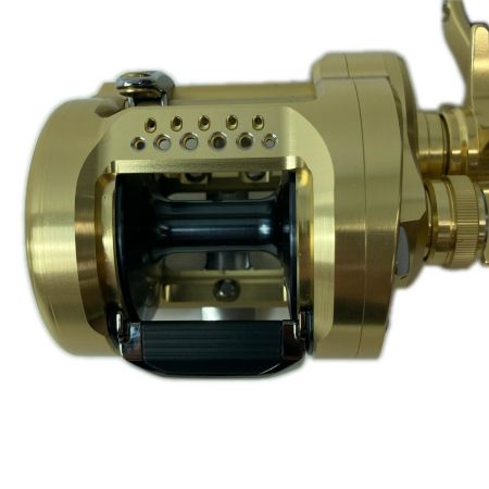 SHIMANO シマノ ベイトリール  045966 23カルカッタコンクエストMD 400XGLH 未使用品(S)
