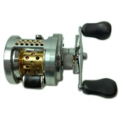 SHIMANO シマノ ベイトリール 05カルカッタコンクエスト 250DC RH46 (01876) 本体のみ Bランク