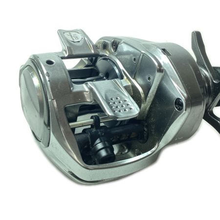 SHIMANO シマノ ベイトリール 18バンタムMGL HG RH 03857 本体のみ