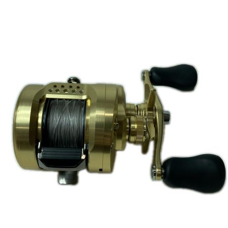 SHIMANO シマノ ベイトリール 23カルカッタコンクエストMD 300XG 045928 箱・リールポーチ付