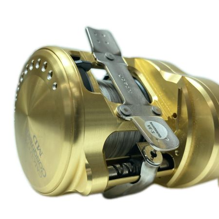 SHIMANO シマノ ベイトリール 23カルカッタコンクエストMD 300XG 045928 箱・リールポーチ付