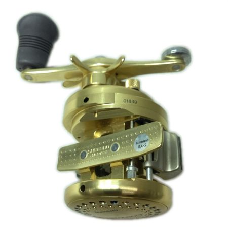 SHIMANO シマノ ベイトリール 04コンクエスト201F  01849 本体のみ