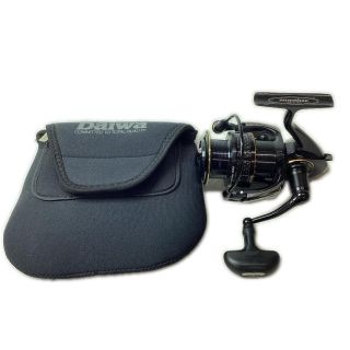 DAIWA ダイワ スピニングリール モアザンブランジーノ3000 055294 リールポーチ付 DAIWA ダイワ スピニングリール モアザンブランジーノ3000 055294