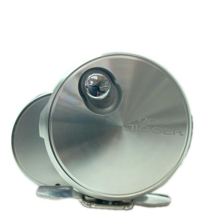 SHIMANO シマノ ベイトリール 21オシアジガー 2000NR MG 043788 リールポーチ付